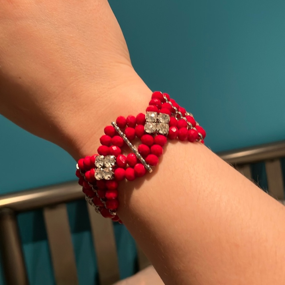 Elegant Red Beaded crystal Bracelet